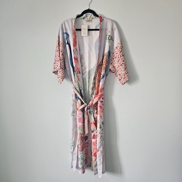 Lulla Collection tie-waist beach coverup or robe - Picture 5 of 6